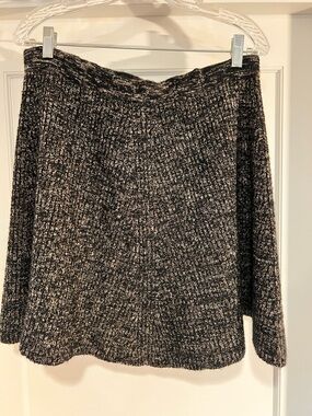 Adrienne Vittadini Black Heather Ribbed Scoop-Neck Sweater